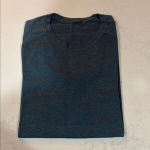 Lululemon athletic shirt